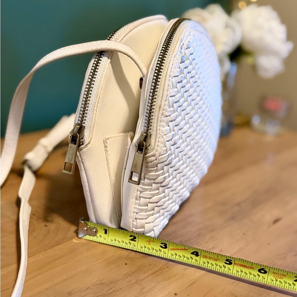Anthropologie Crossbody White Woven Leather Purse with Adjustable Strap - Picture 13 of 14